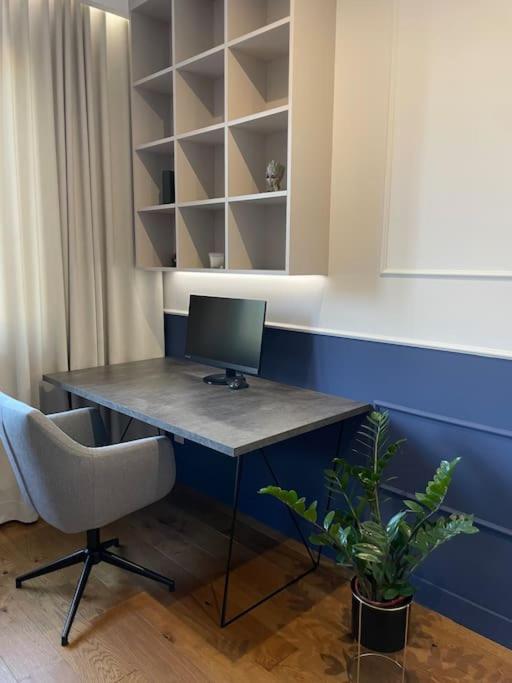 Apartament Luxurious & Spacious 2-bedroom Szczecin